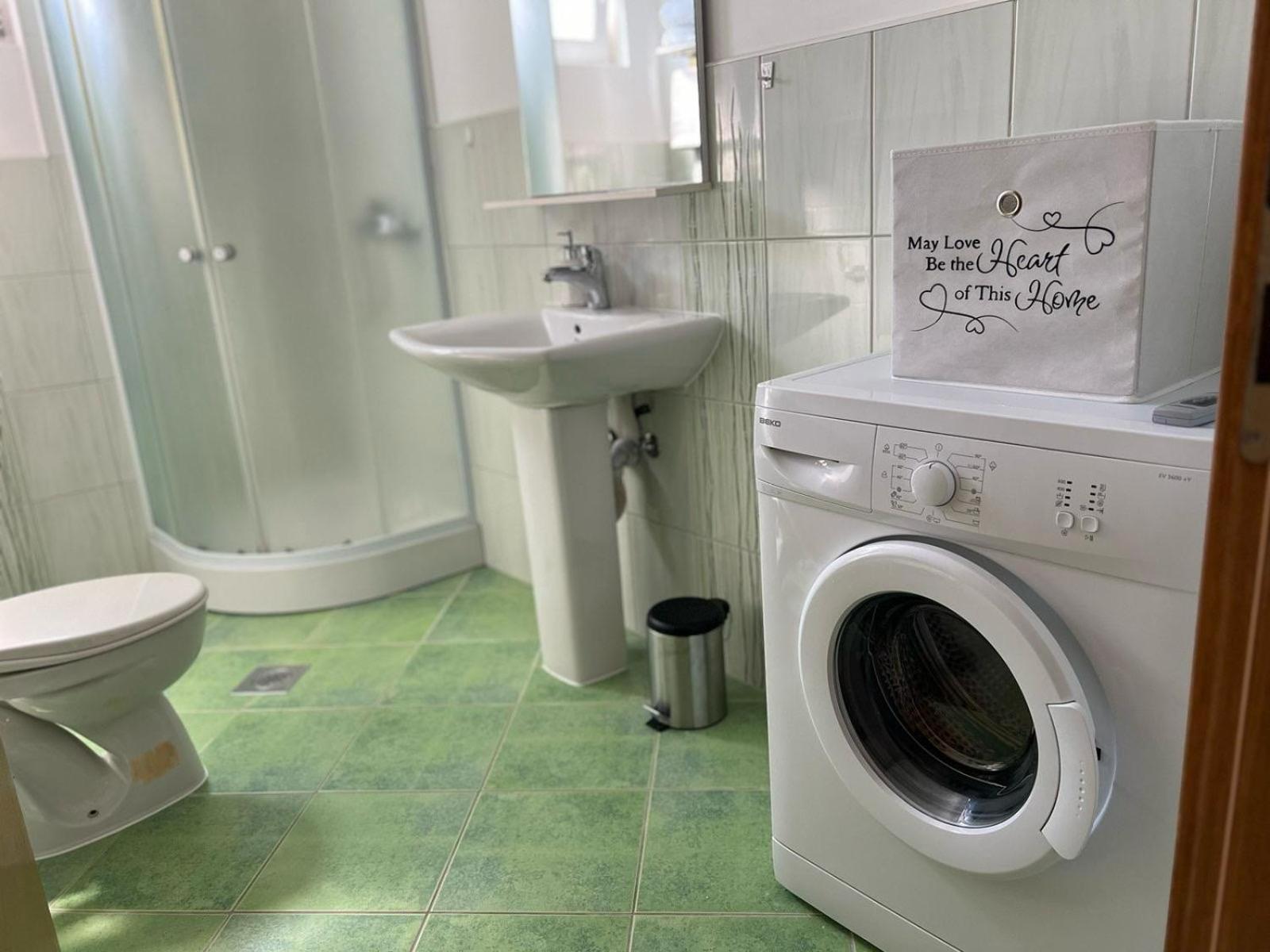 Glendale Apartments モスタル エクステリア 写真
